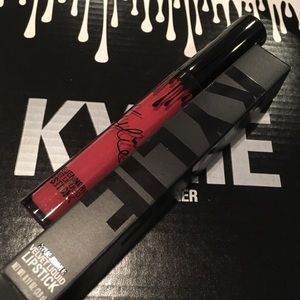 NIB Kylie Velvet in GOALS